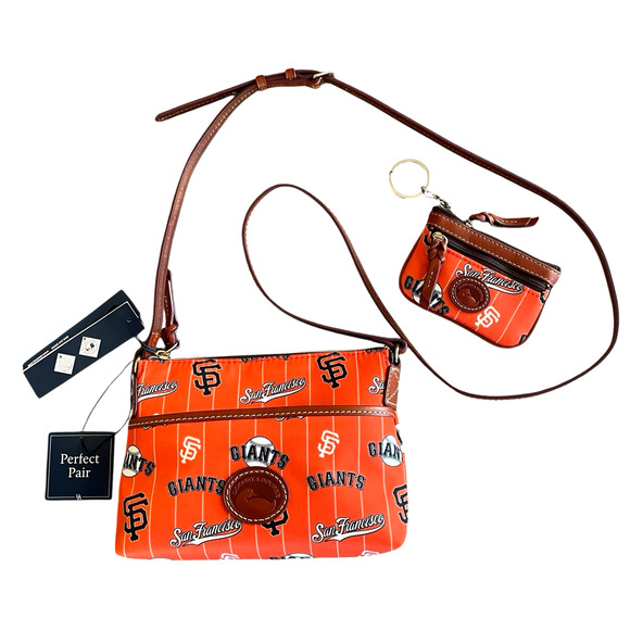 NWT DOONEY & BOURKE MLB San Francisco GIANTS Orange Crossbody Bag Key Coin Case - Picture 1 of 11